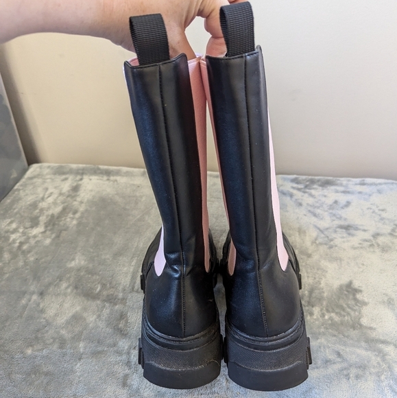 Public Desire Kira Chelsea Lug Sole Boots - Picture 8 of 16